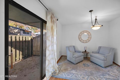 Tiny photo for 2016 Cherokee Bluff Drive, Knoxville, TN 37920 (MLS # 1321632)