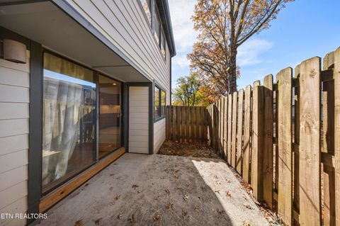 Tiny photo for 2016 Cherokee Bluff Drive, Knoxville, TN 37920 (MLS # 1321632)