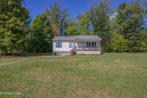 Photo of 174 Volunteer Lane, Clinton, TN 37716 (MLS # 1318244)