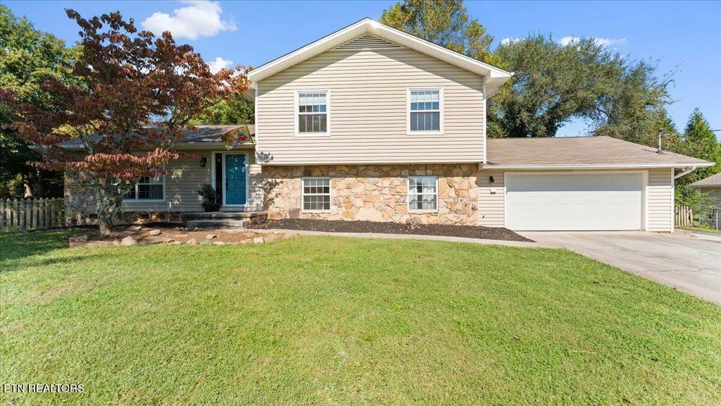 Photo of 9209 Brandywine Circle, Knoxville, TN 37922 (MLS # 1317841)