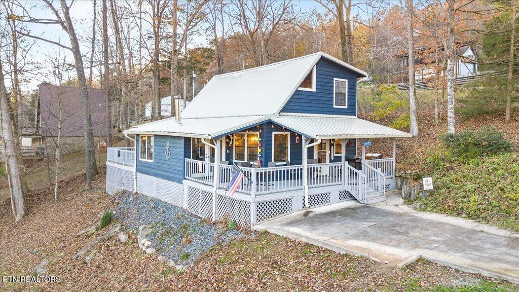 Photo of 131 Phoenix Lane, Speedwell, TN 37870 (MLS # 1360615)