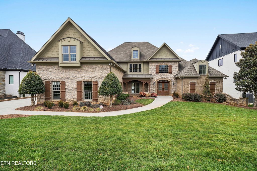 Photo of 1403 Charlottesville Blvd, Knoxville, TN 37922 (MLS # 1325913)