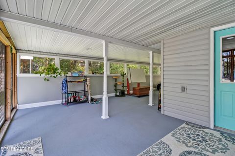 Tiny photo for 181 Braun St, Crossville, TN 38555 (MLS # 1317426)