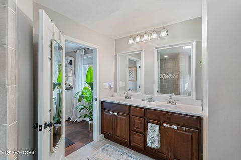 Tiny photo for 329 Forest Oak Drive, Knoxville, TN 37919 (MLS # 1327981)