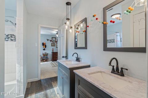 Tiny photo for 329 Forest Oak Drive, Knoxville, TN 37919 (MLS # 1327981)