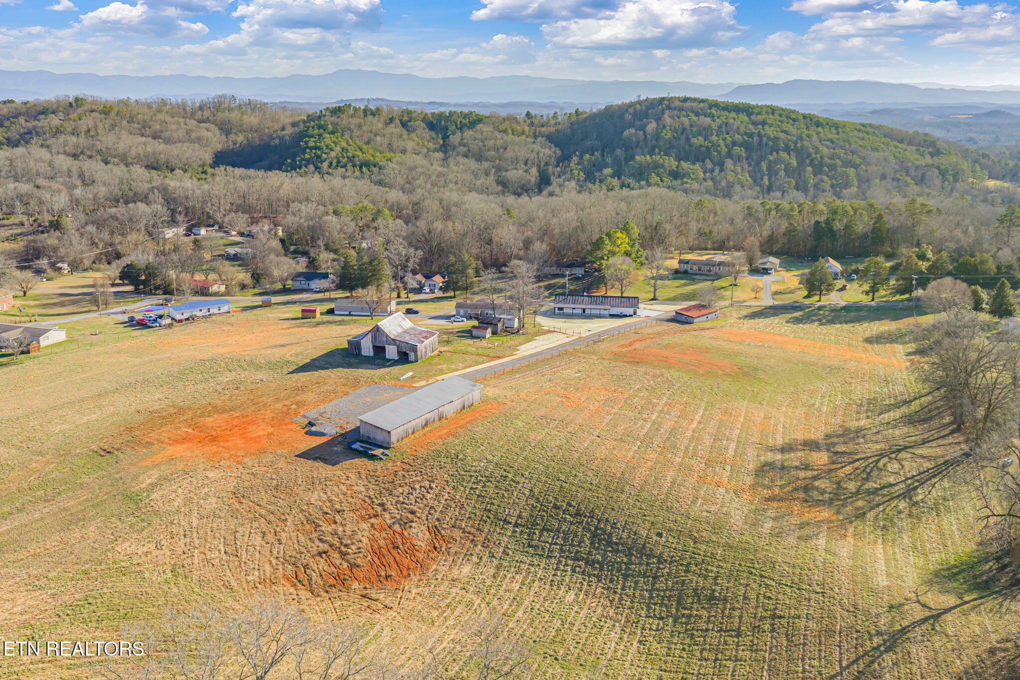 Strawberry Plains, Tennessee, 37871, United States, 3 Bedrooms Bedrooms, ,2 BathroomsBathrooms,Residential,Active,2007043