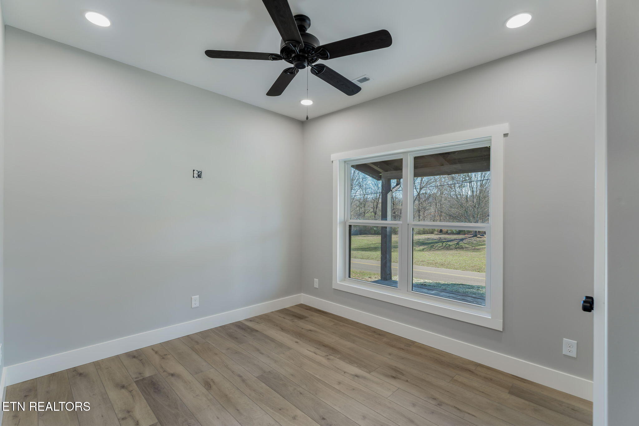 Strawberry Plains, Tennessee, 37871, United States, 3 Bedrooms Bedrooms, ,2 BathroomsBathrooms,Residential,Active,2007043