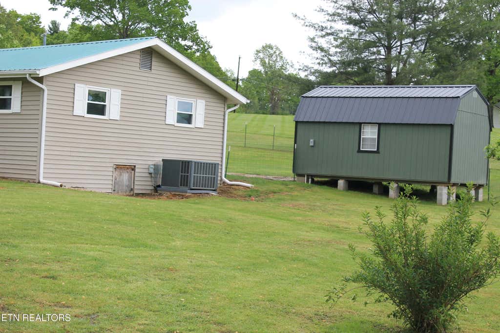 Photo of 499 Phillips Flats Rd, Oneida, TN 37841 (MLS # 1299806)