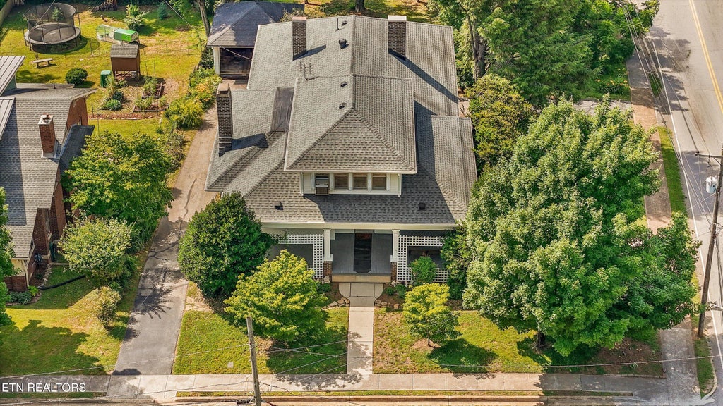 Photo of 425 S Court St, Maryville, TN 37803 (MLS # 1343753)