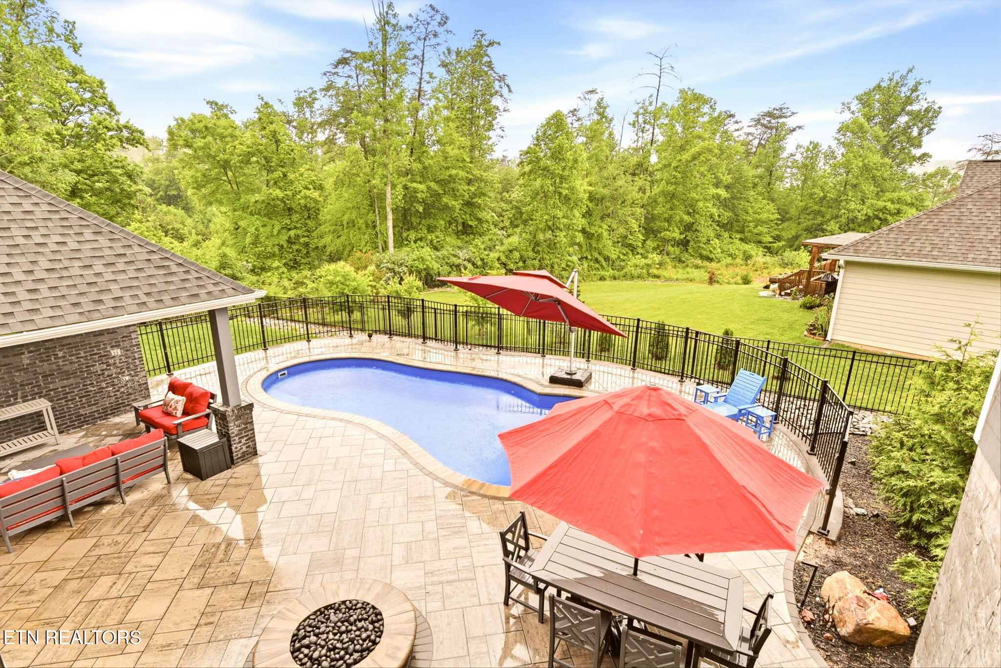 137 Black Oak Drive