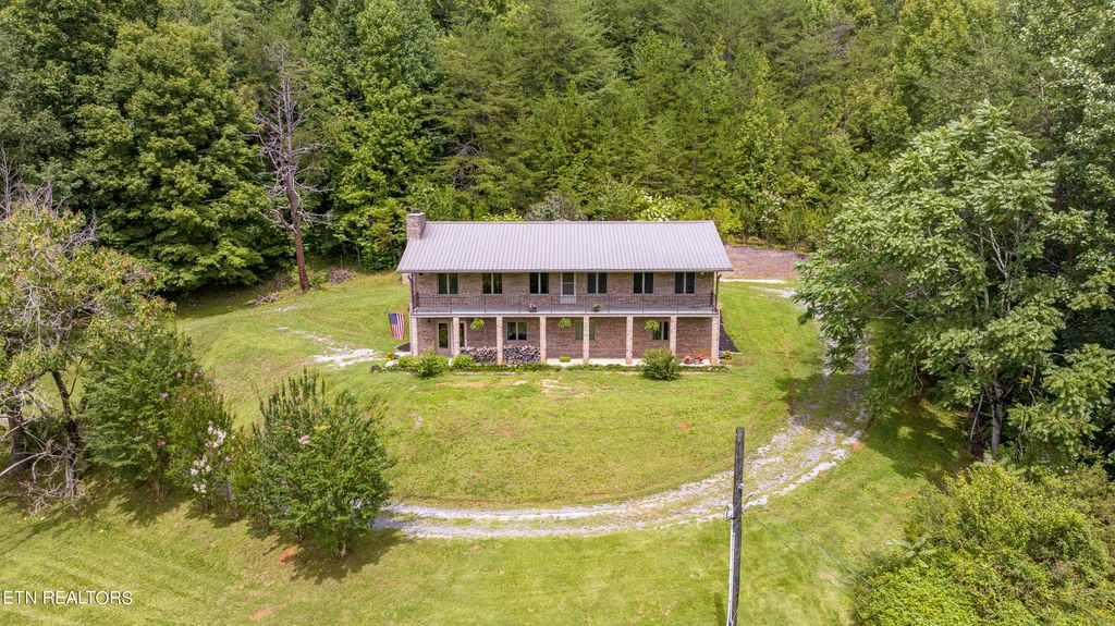 Photo of 909 Cold Springs Rd, Walland, TN 37886 (MLS # 1257394)