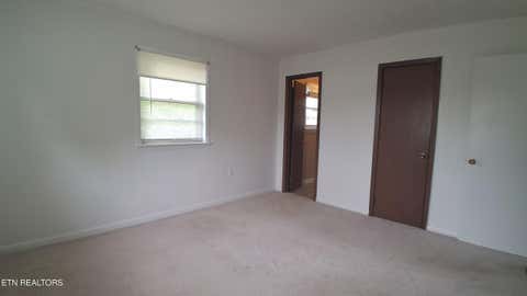 Tiny photo for 106 Walnut St, New Tazewell, TN 37825 (MLS # 1342843)