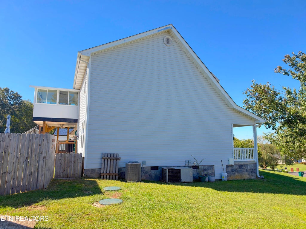 Photo of 2833 English Valley Lane, Sevierville, TN 37876 (MLS # 1358153)