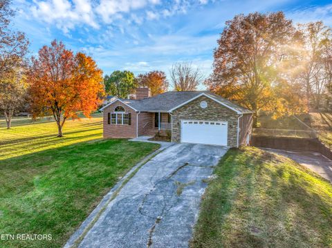 Photo of 1031 S Dogwood Drive, Maryville, TN 37804 (MLS # 1321400)