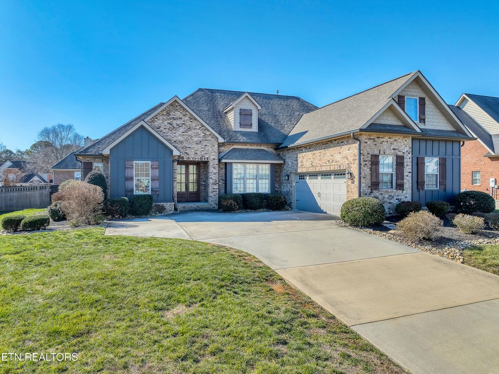 Photo of 1619 Amhurst Lane, Maryville, TN 37801 (MLS # 1327616)