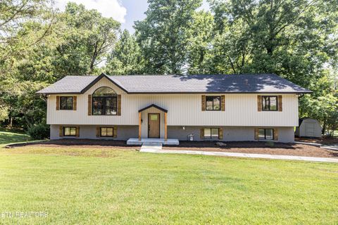 Photo of 107 Garnet Lane, Oak Ridge, TN 37830 (MLS # 1347801)