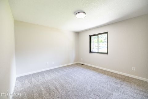 Tiny photo for 107 Garnet Lane, Oak Ridge, TN 37830 (MLS # 1347801)