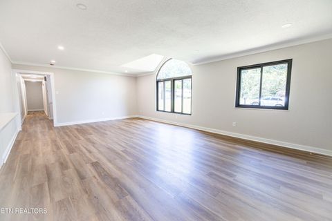 Tiny photo for 107 Garnet Lane, Oak Ridge, TN 37830 (MLS # 1347801)