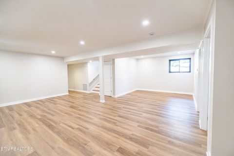 Tiny photo for 107 Garnet Lane, Oak Ridge, TN 37830 (MLS # 1347801)