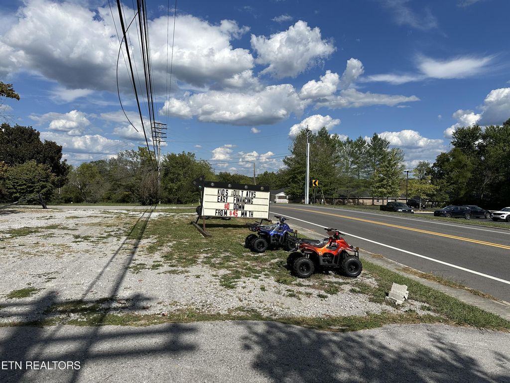 Photo of 391 Genesis Rd, Crossville, TN 38555 (MLS # 1277258)