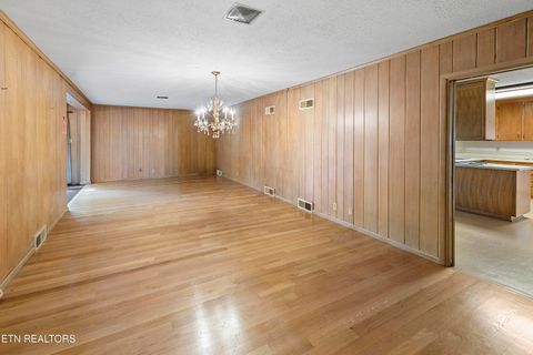 Tiny photo for 1233 Cherokee Blvd, Knoxville, TN 37919 (MLS # 1299120)