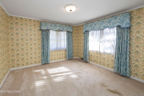 Tiny photo for 1233 Cherokee Blvd, Knoxville, TN 37919 (MLS # 1299120)