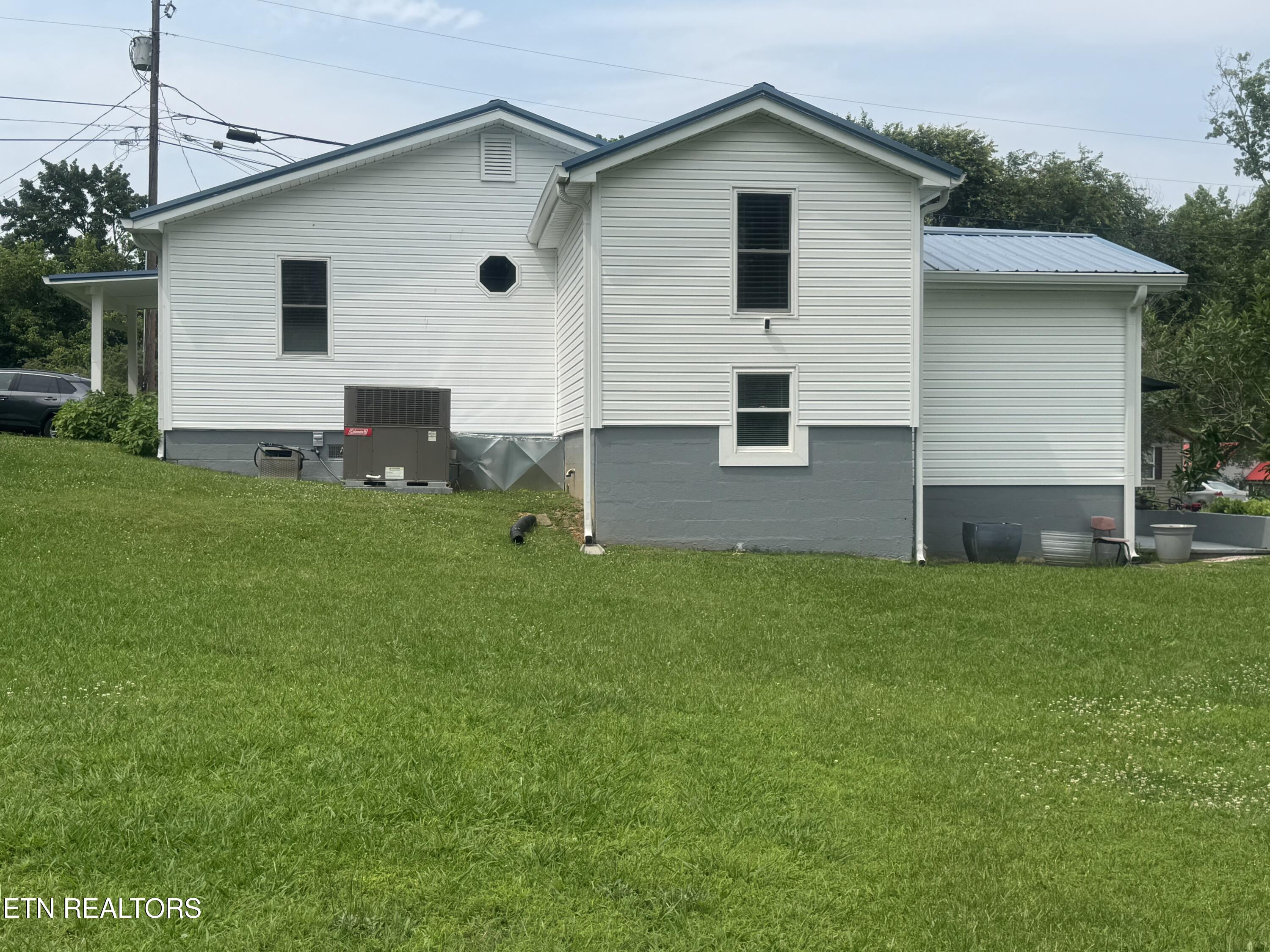 3207 Dove Lane