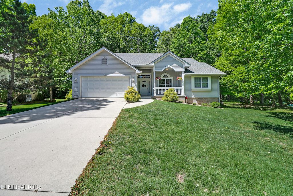 Photo of 120 Cromwell Lane, Fairfield Glade, TN 38558 (MLS # 1340224)