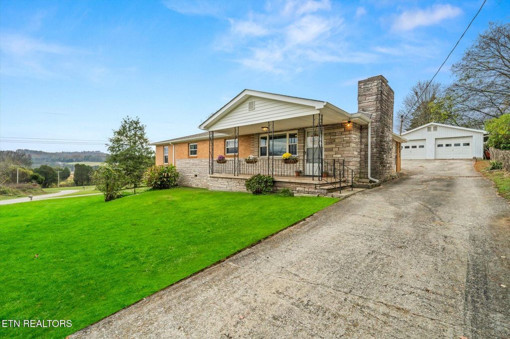 Photo of 121 Kiser Rd, Friendsville, TN 37737 (MLS # 1283702)