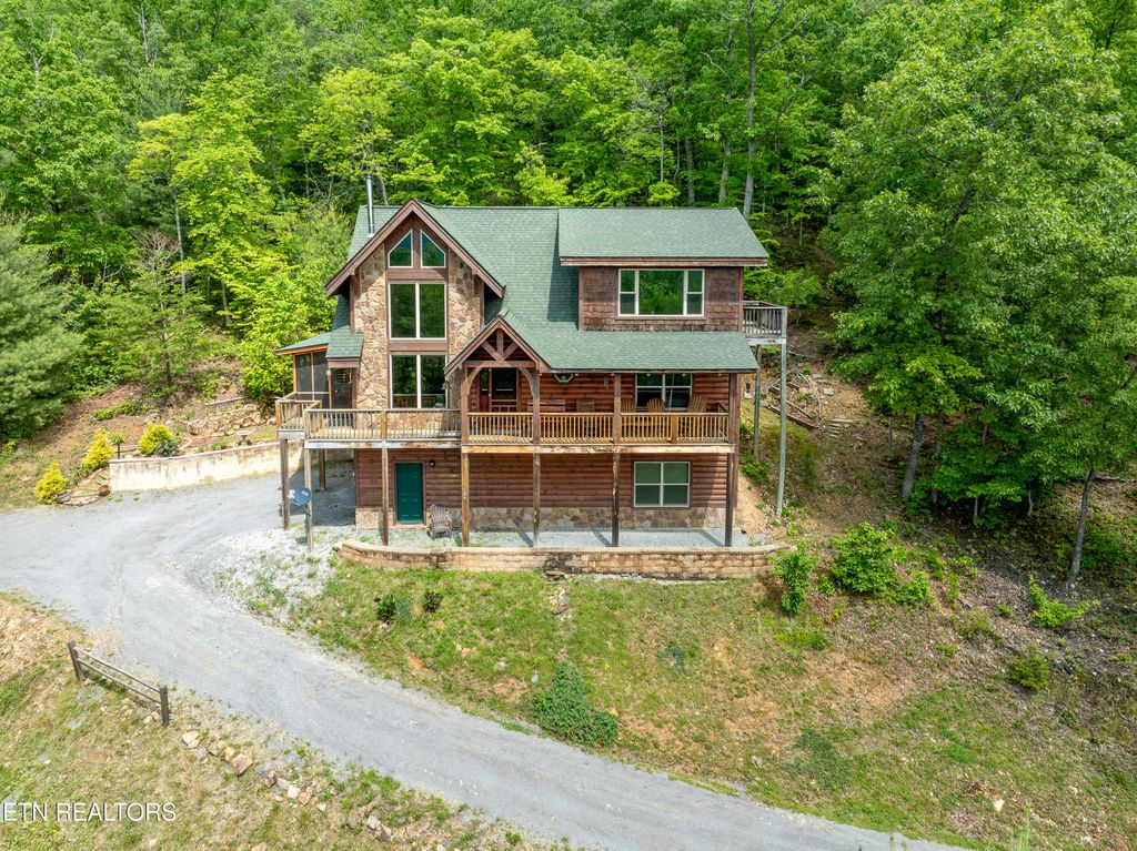 Photo of 184 Brinegar Way, Walland, TN 37886 (MLS # 1262838)