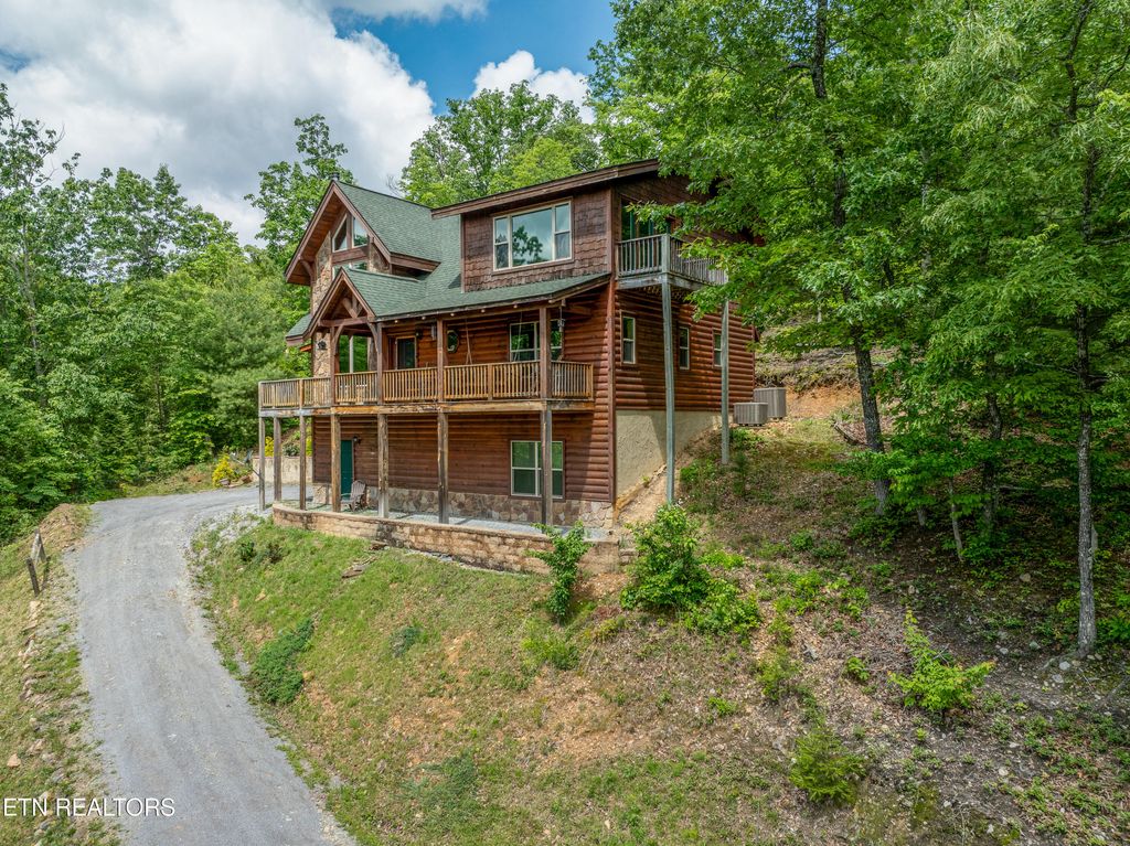 Photo of 184 Brinegar Way, Walland, TN 37886 (MLS # 1262838)