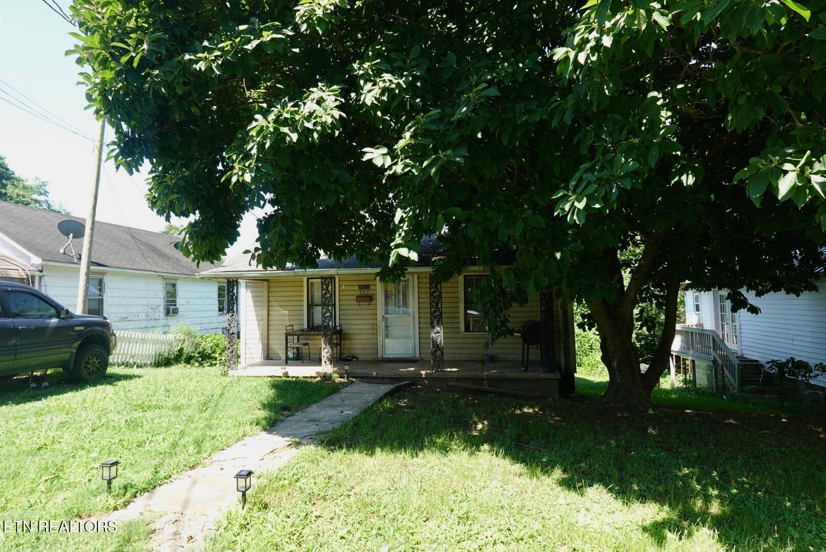 626 N Chamberlain Ave