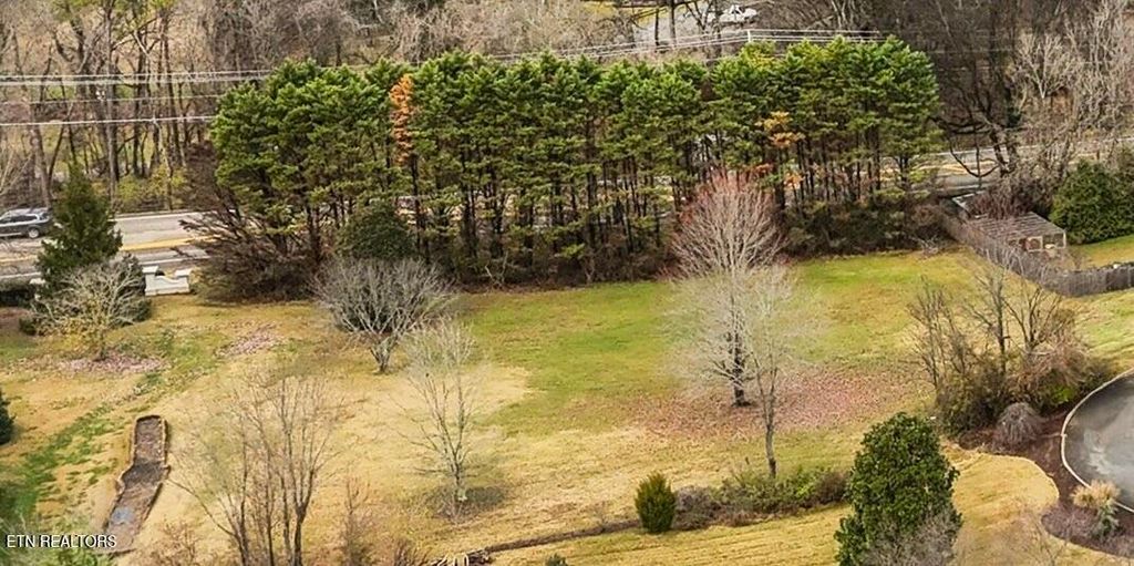 Photo of 5601 Barineau Lane, Knoxville, TN 37920 (MLS # 1339418)