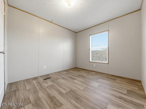 Tiny photo for 135 Gamble Lane, LaFollette, TN 37766 (MLS # 1343320)