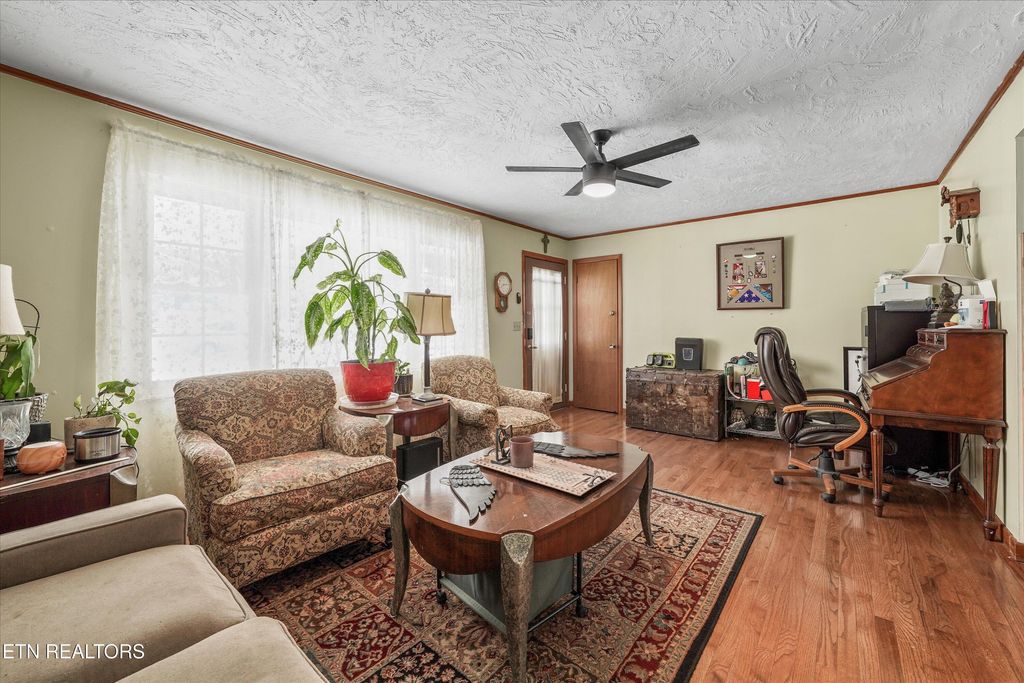 Photo of 1213 Carter Drive, Jefferson City, TN 37760 (MLS # 1328553)