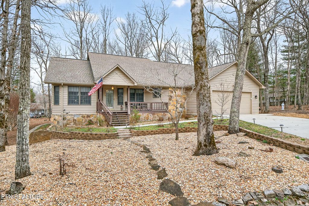 Photo of 29 Overlook Terrace, Crossville, TN 38558 (MLS # 1331619)