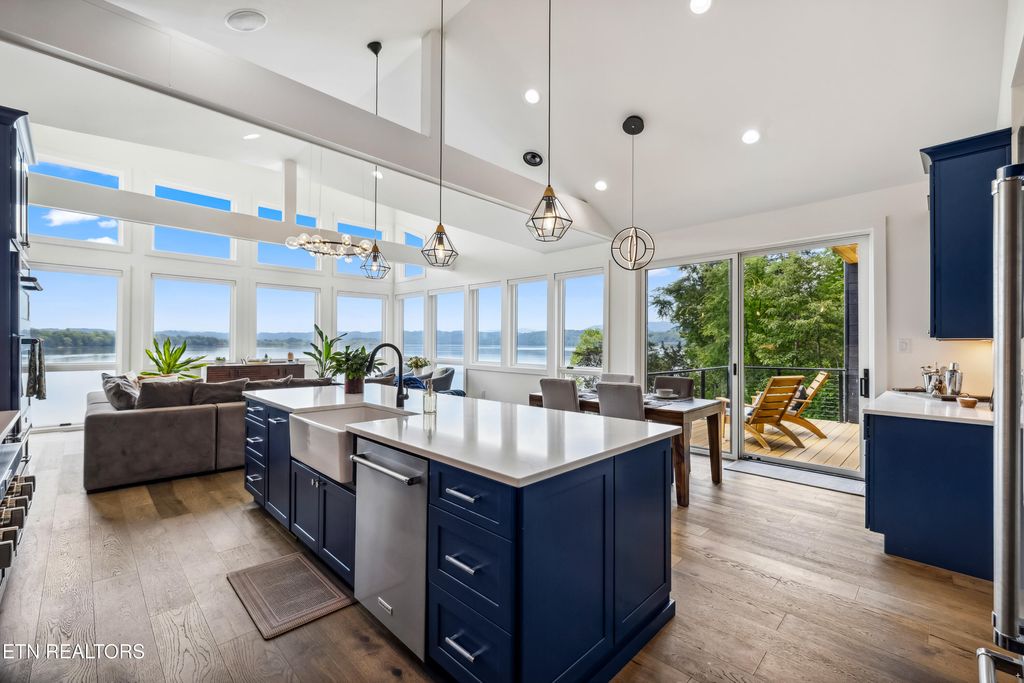 Photo of 1325 Still Mountain Way, Dandridge, TN 37725 (MLS # 1301439)