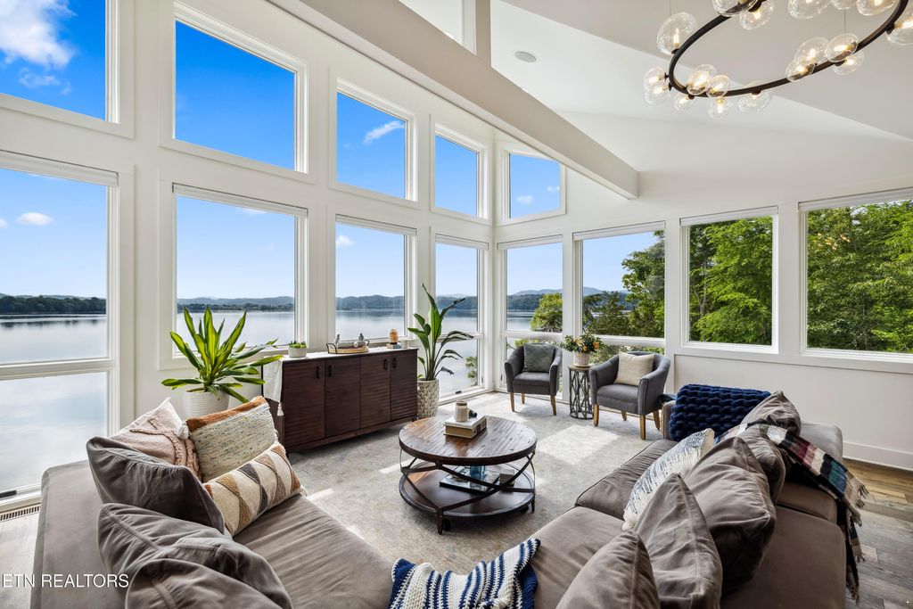 Photo of 1325 Still Mountain Way, Dandridge, TN 37725 (MLS # 1301439)