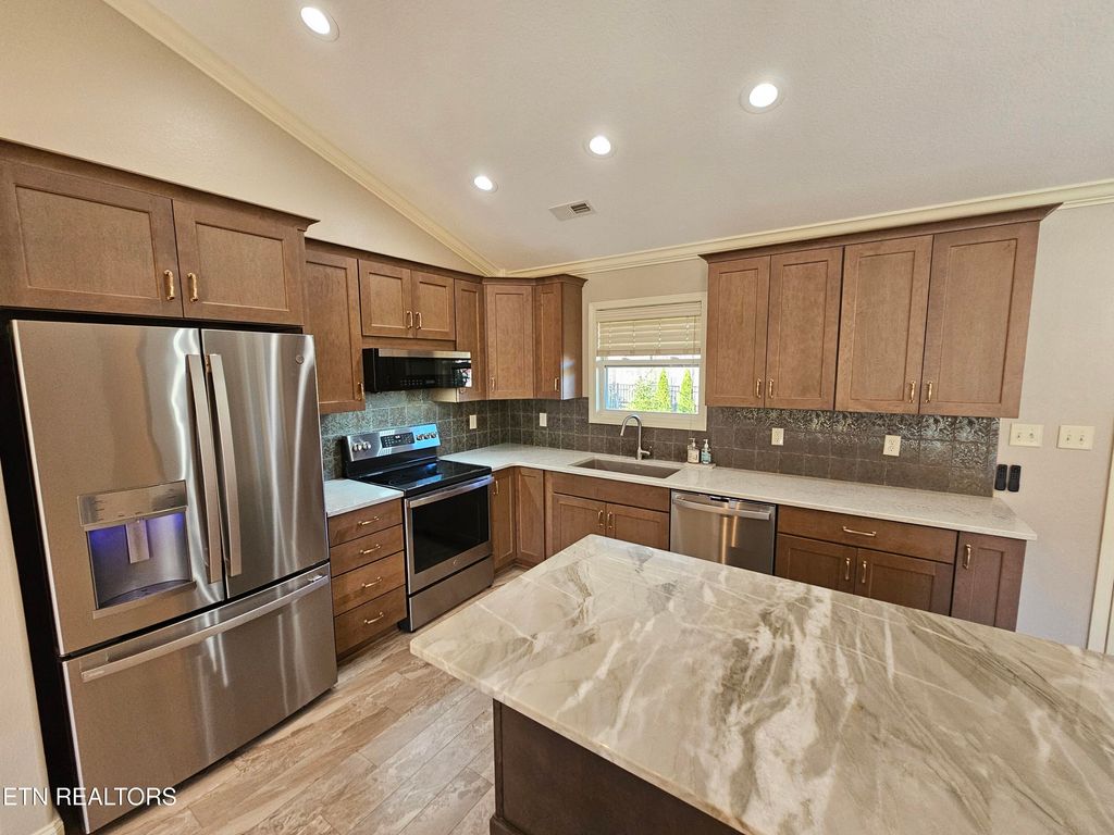 Photo of 5920 Whisper Ridge Lane, Corryton, TN 37721 (MLS # 1316338)