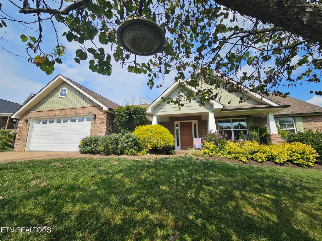 Photo of 5920 Whisper Ridge Lane, Corryton, TN 37721 (MLS # 1316338)