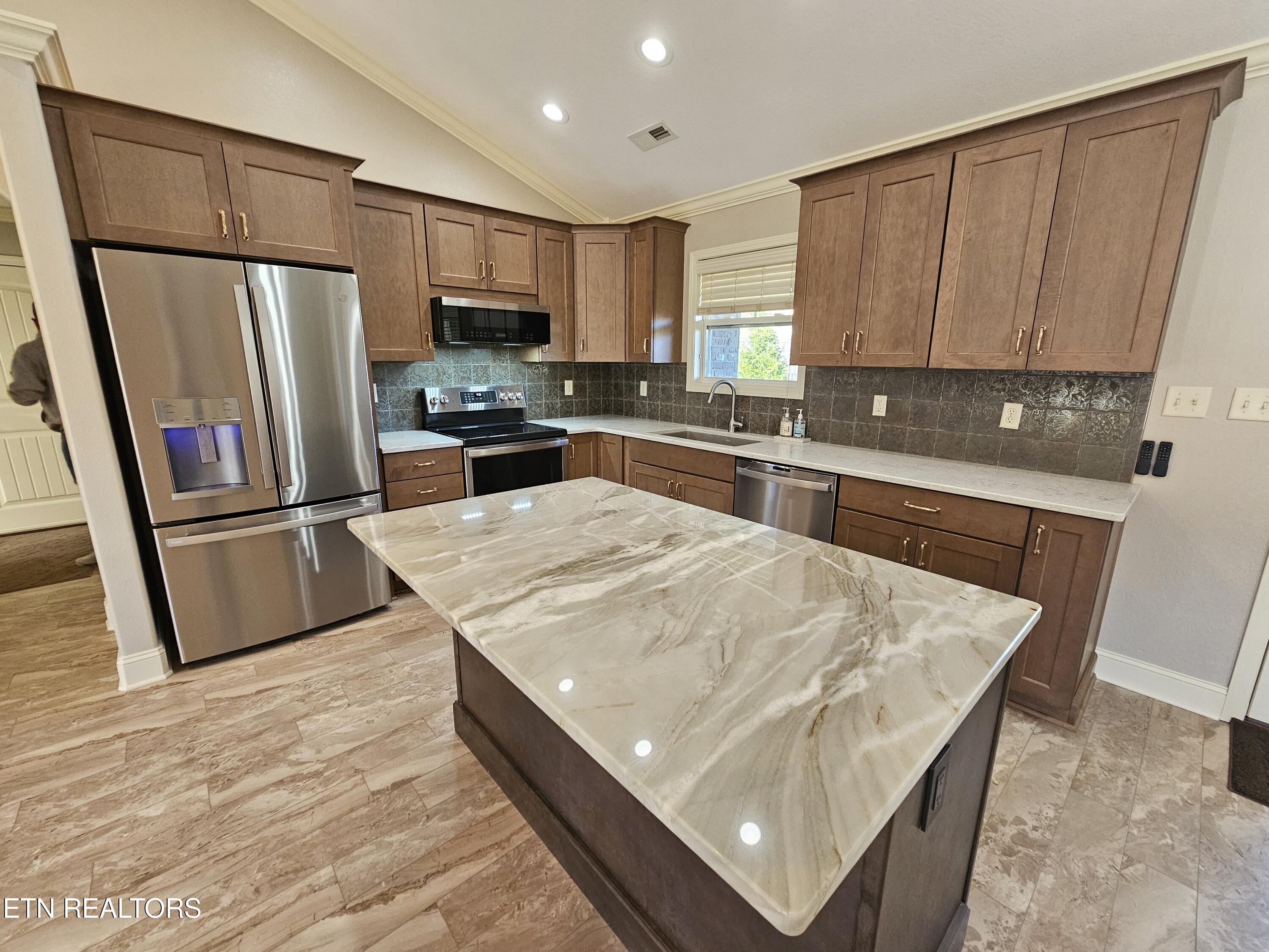 5920 Whisper Ridge Lane