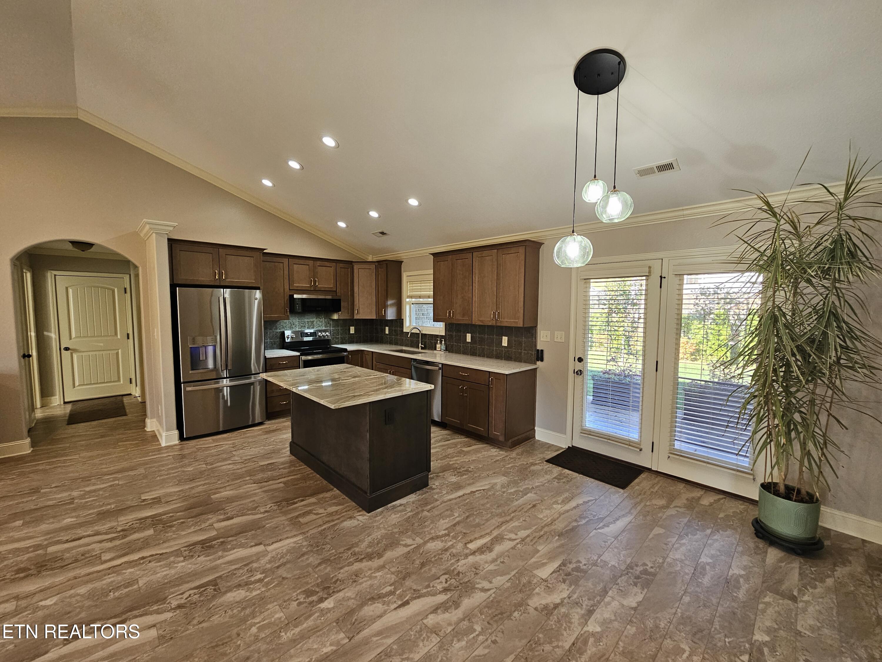 5920 Whisper Ridge Lane