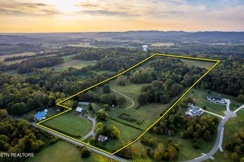 4651 N Wildwood Rd Maryville TN 37804
