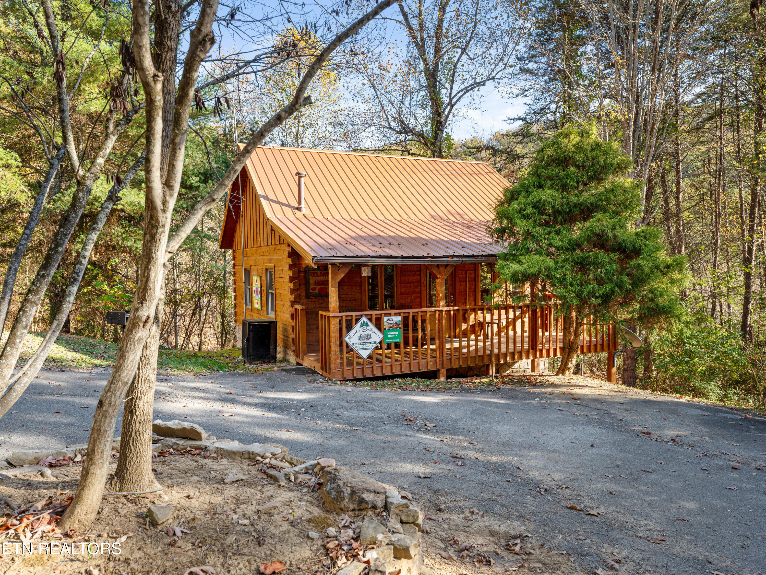 1083 Bryan View Rd