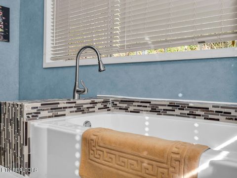 Tiny photo for 726 Highway 107, Del Rio, TN 37727 (MLS # 1324522)