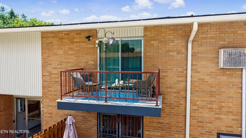 Tiny photo for 3104 N Broadway St #B16, Knoxville, TN 37917 (MLS # 1354536)