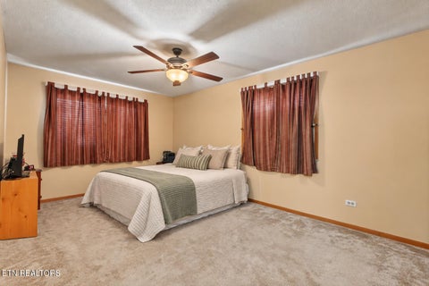 Tiny photo for 3104 N Broadway St #B16, Knoxville, TN 37917 (MLS # 1354536)
