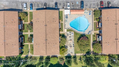 Tiny photo for 3104 N Broadway St #B16, Knoxville, TN 37917 (MLS # 1354536)