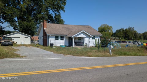 Tiny photo for 1933 Mountain Rd, Andersonville, TN 37705 (MLS # 1355668)