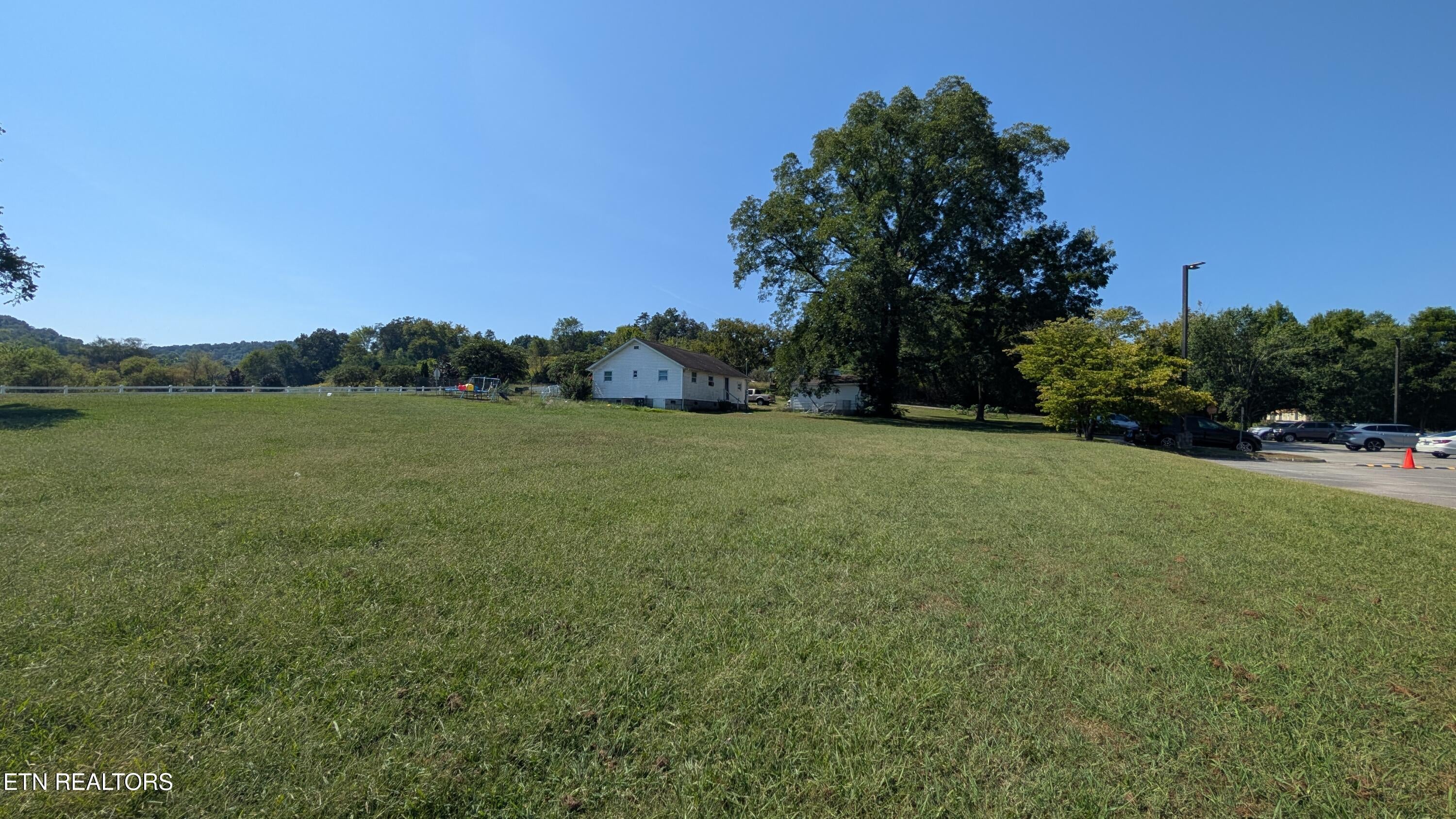 1933 Mountain Rd